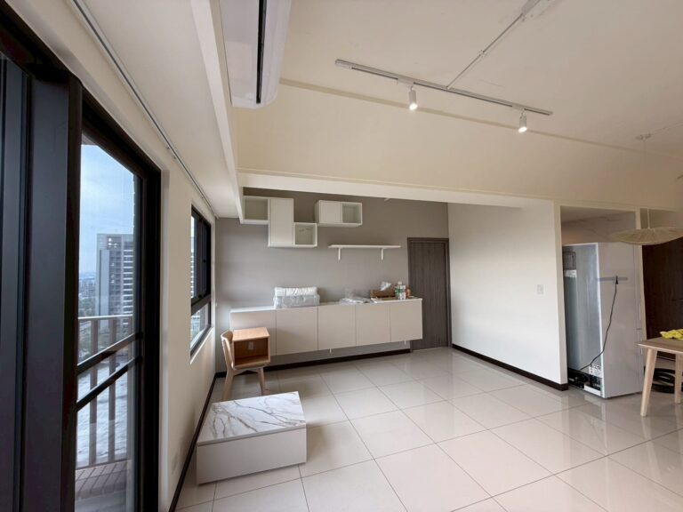 LINE_ALBUM_工業風_250513_19
